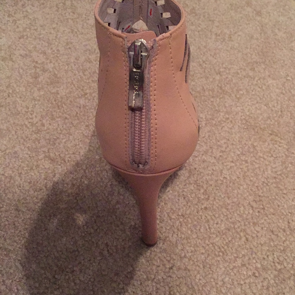 Bcbgeneration Heels - image 4